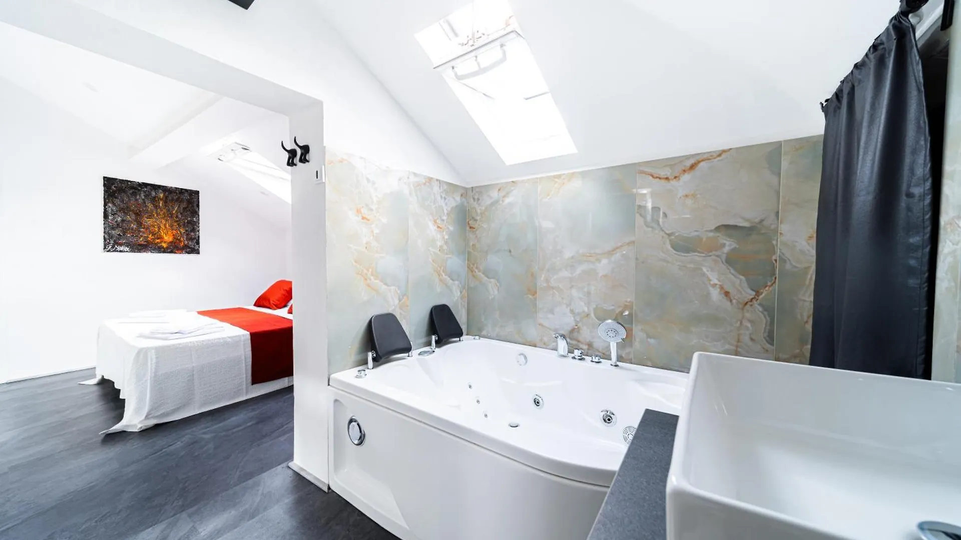 Apartment Volcano'S Suite - Etna - Private Room With Jacuzzi In Catania Center